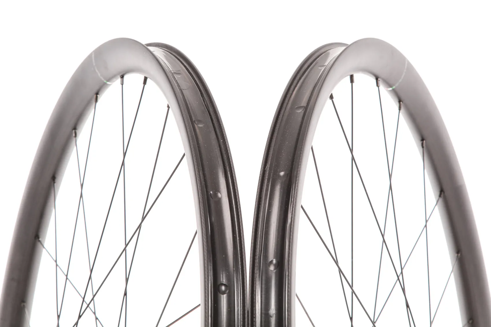 3T Discus Plus i28 LTD Carbon Tubeless 650B Wheelset