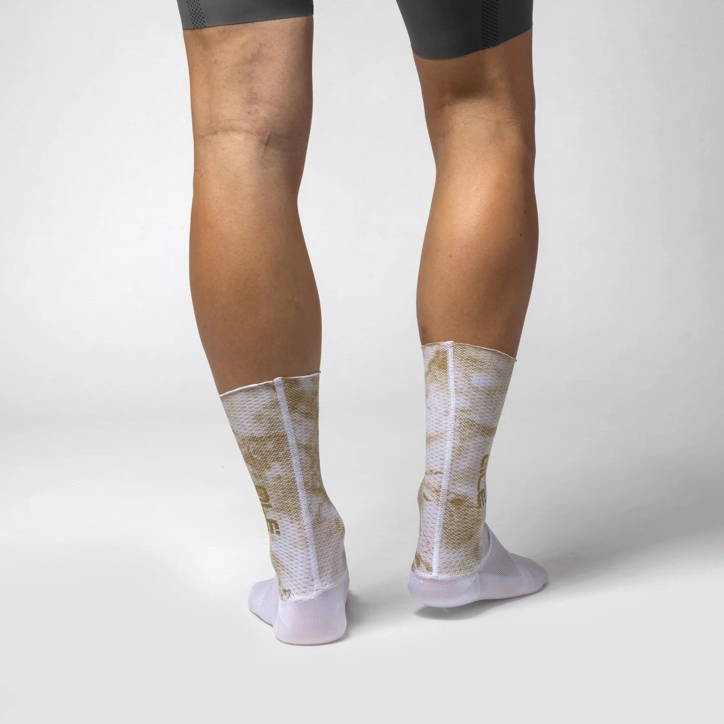 Ale Typhoon socks - Gold