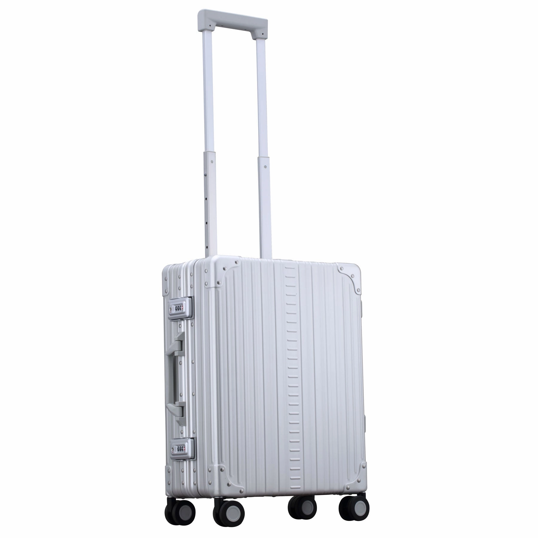 MustHave Deal Grab It Now Aleon Aircraft Grade Aluminum 21 International Carry-On Luggage