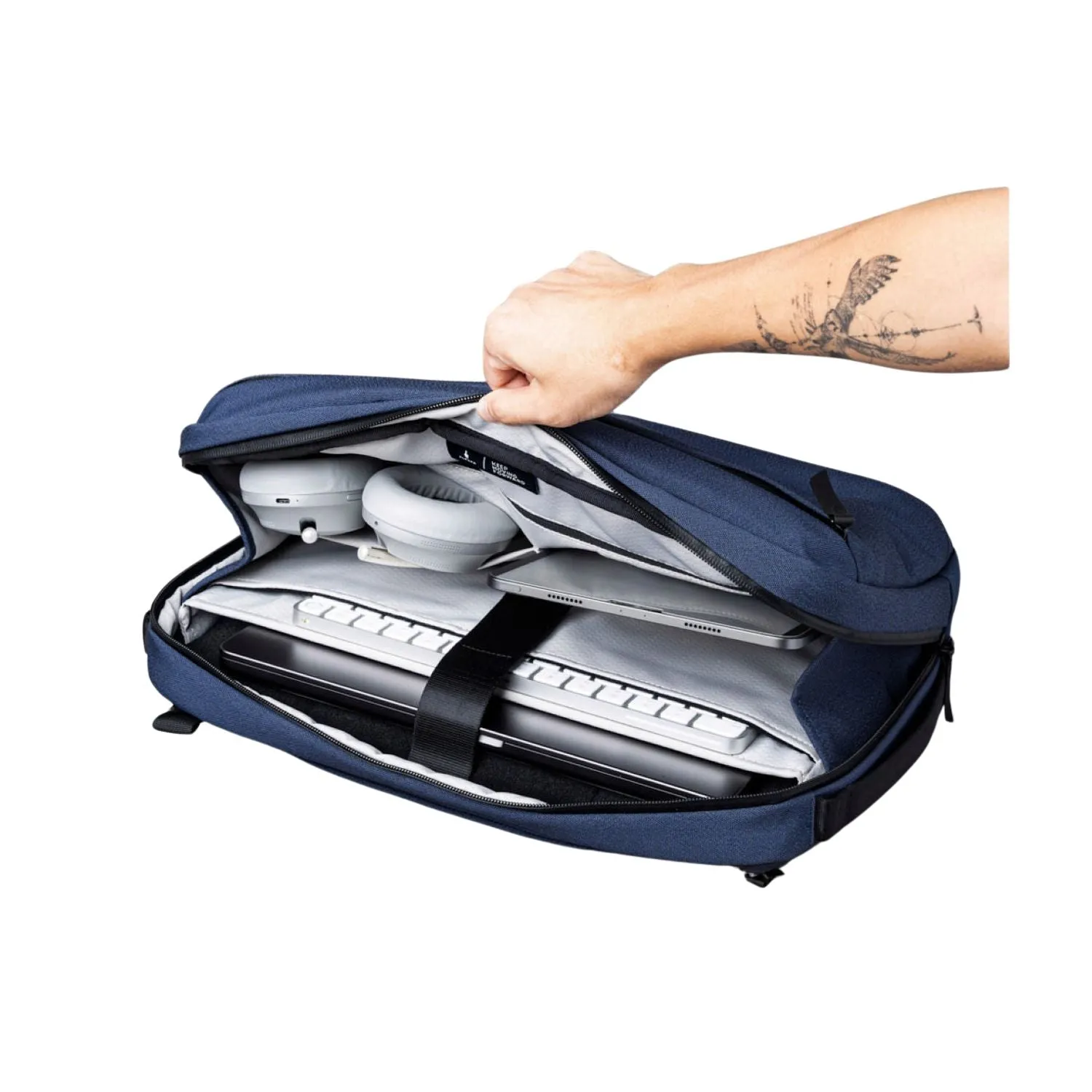 Alpaka Elements Tech Brief Pro Grab It Now Big Savings Alert