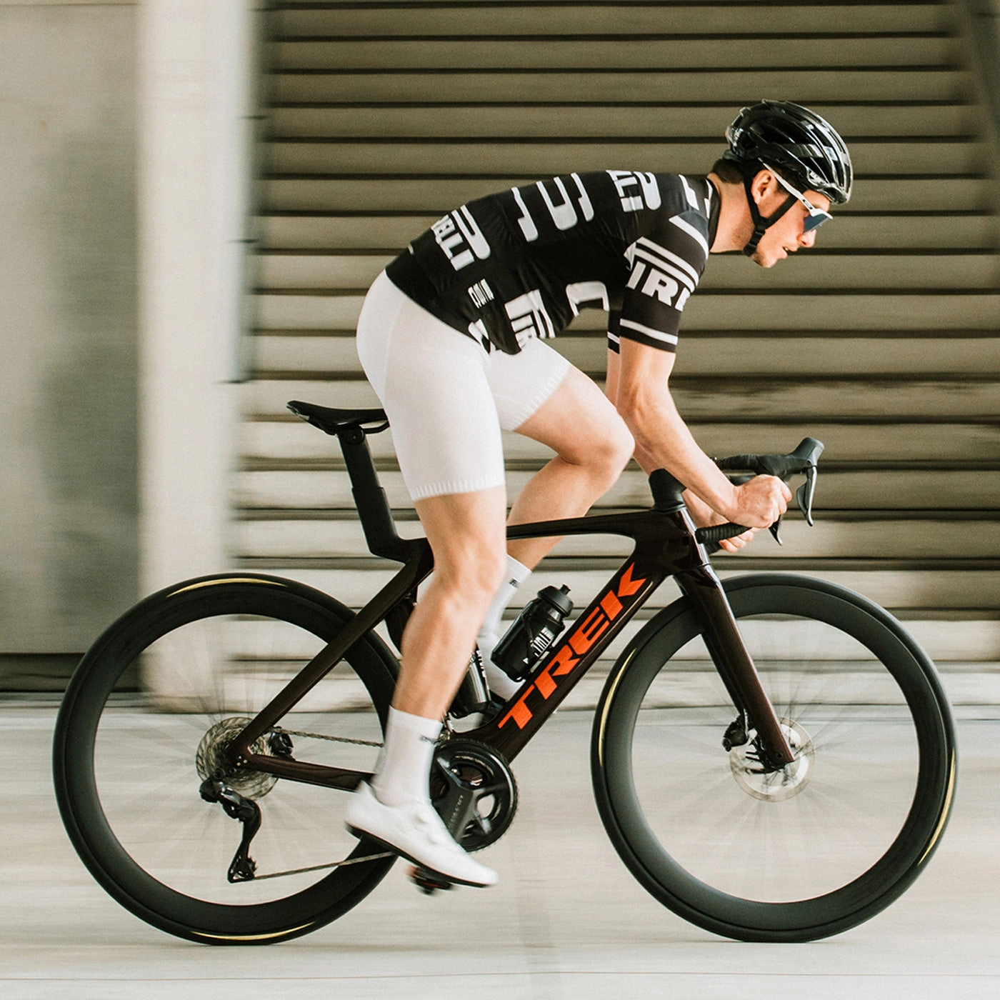 Bib shorts Santini x PIRELLI - White