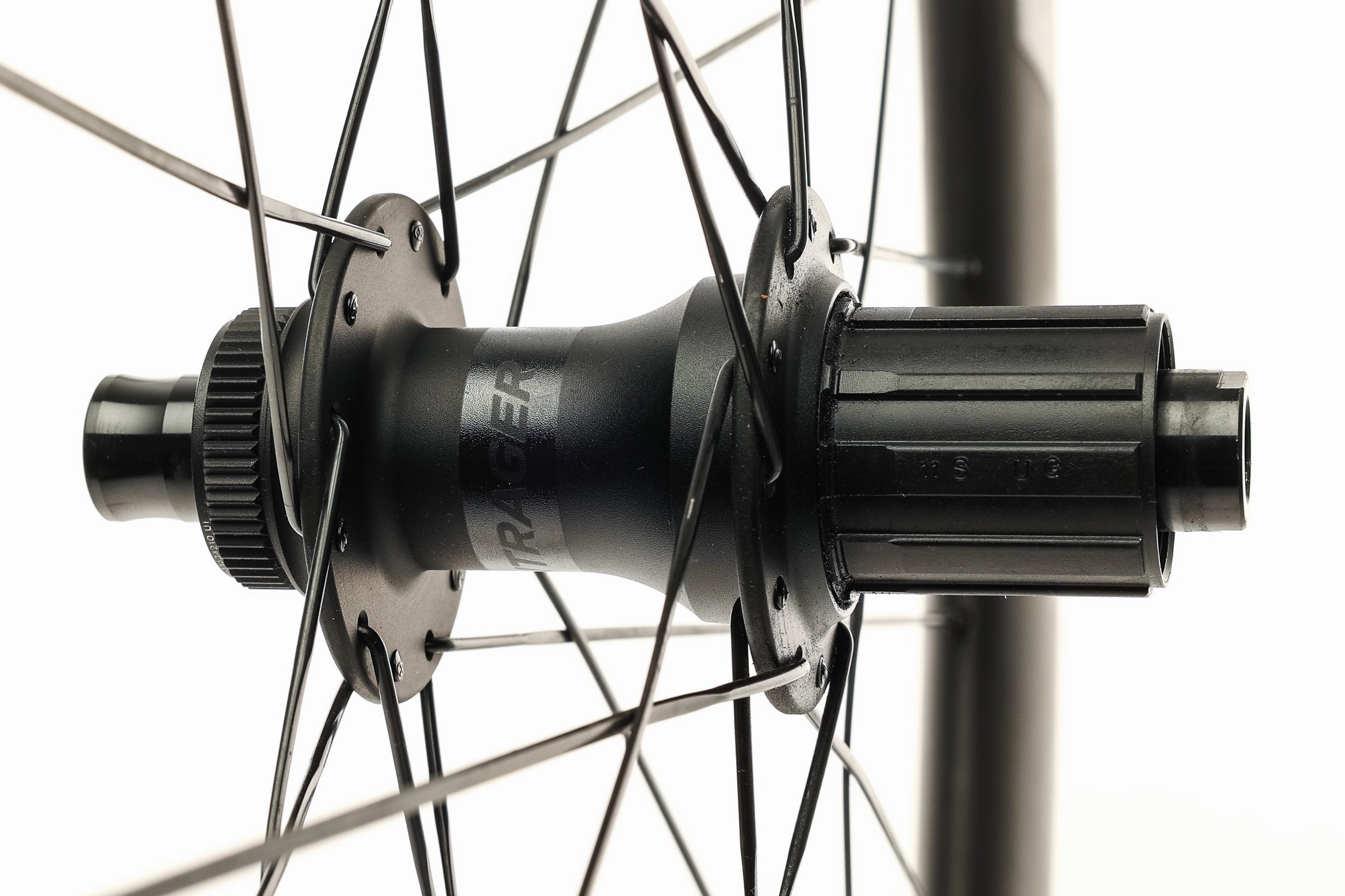 Bontrager Aeolus Elite 50 Carbon Tubeless 700c Wheelset