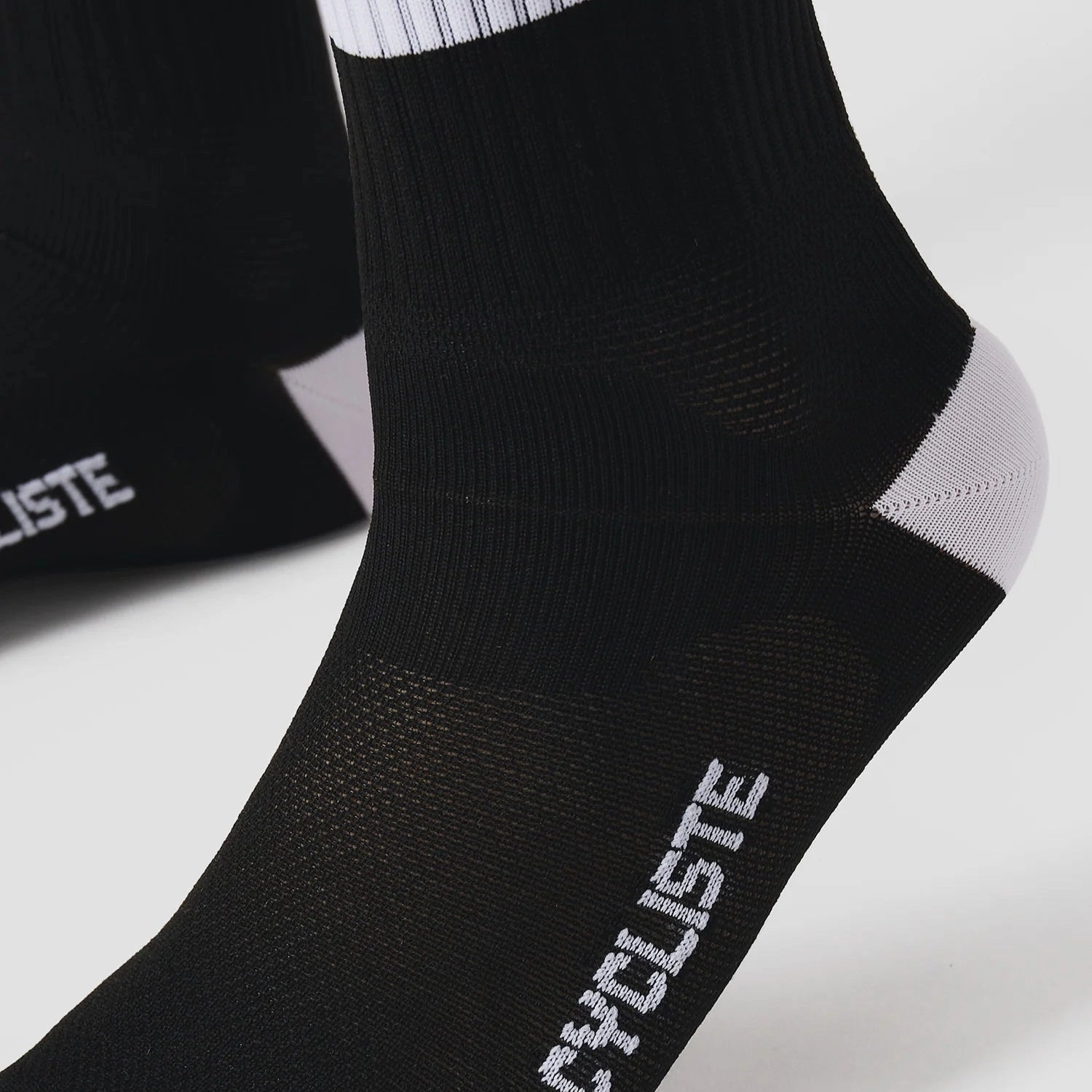 Cafe du Cycliste Skate socks - Black