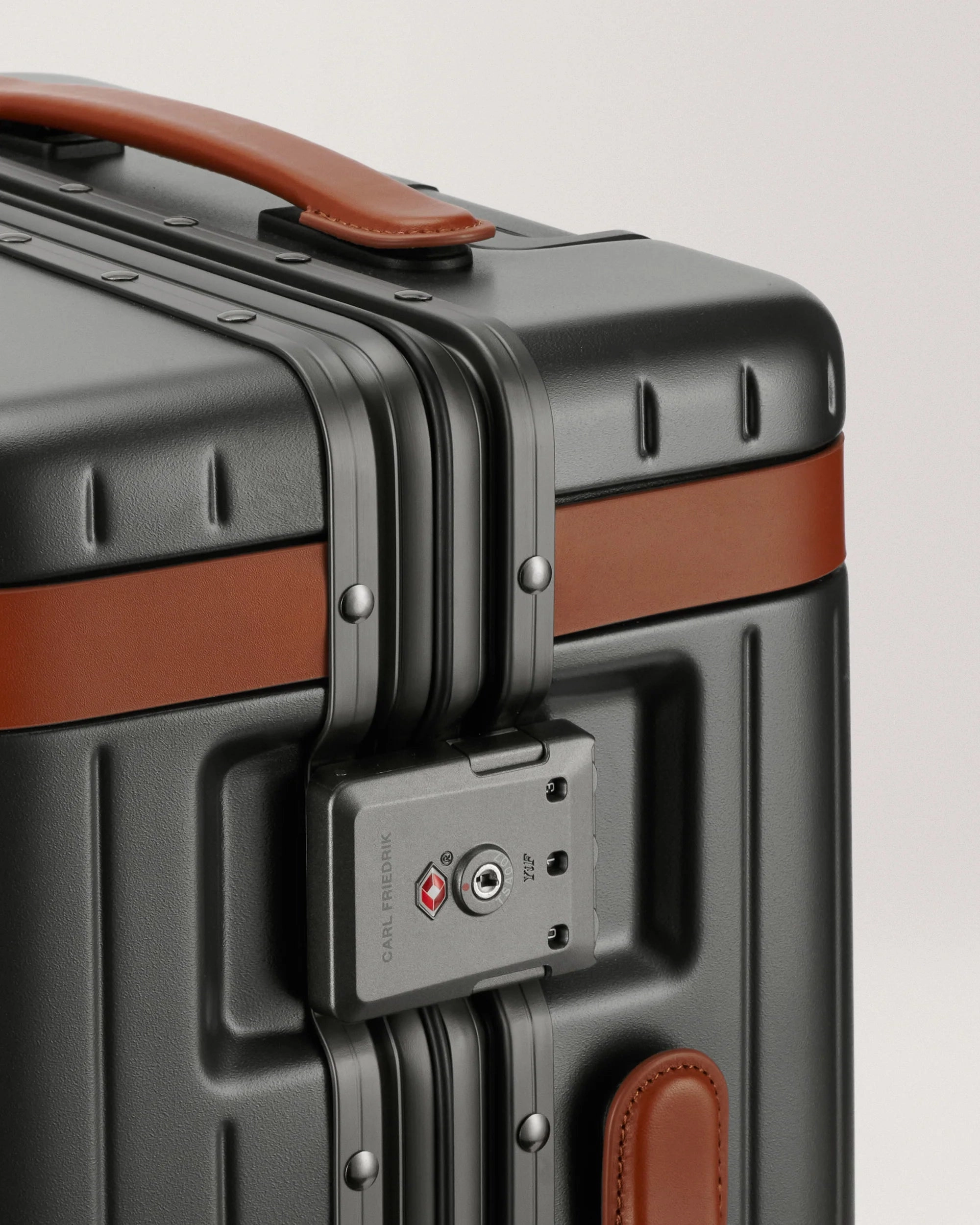 Dont Miss Big Savings Carl Friedrik Hybrid The Carry-On