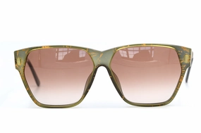 Hot Price Drop Christian Dior 2565 20