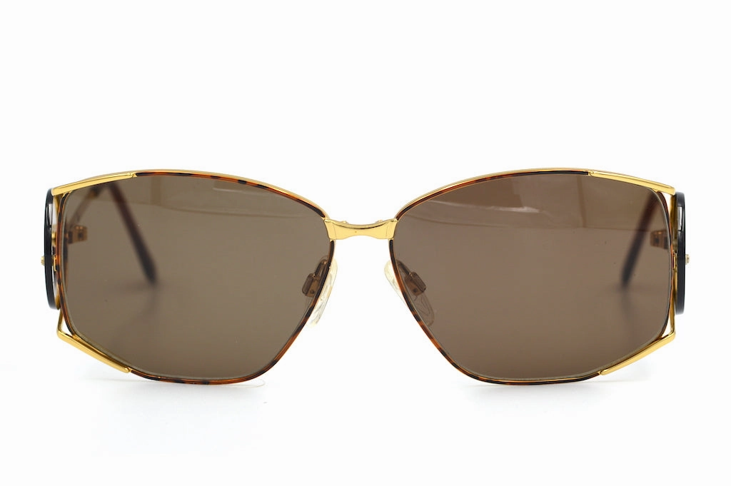 Yves Saint Laurent 6002 106 Daily Clearance Deal