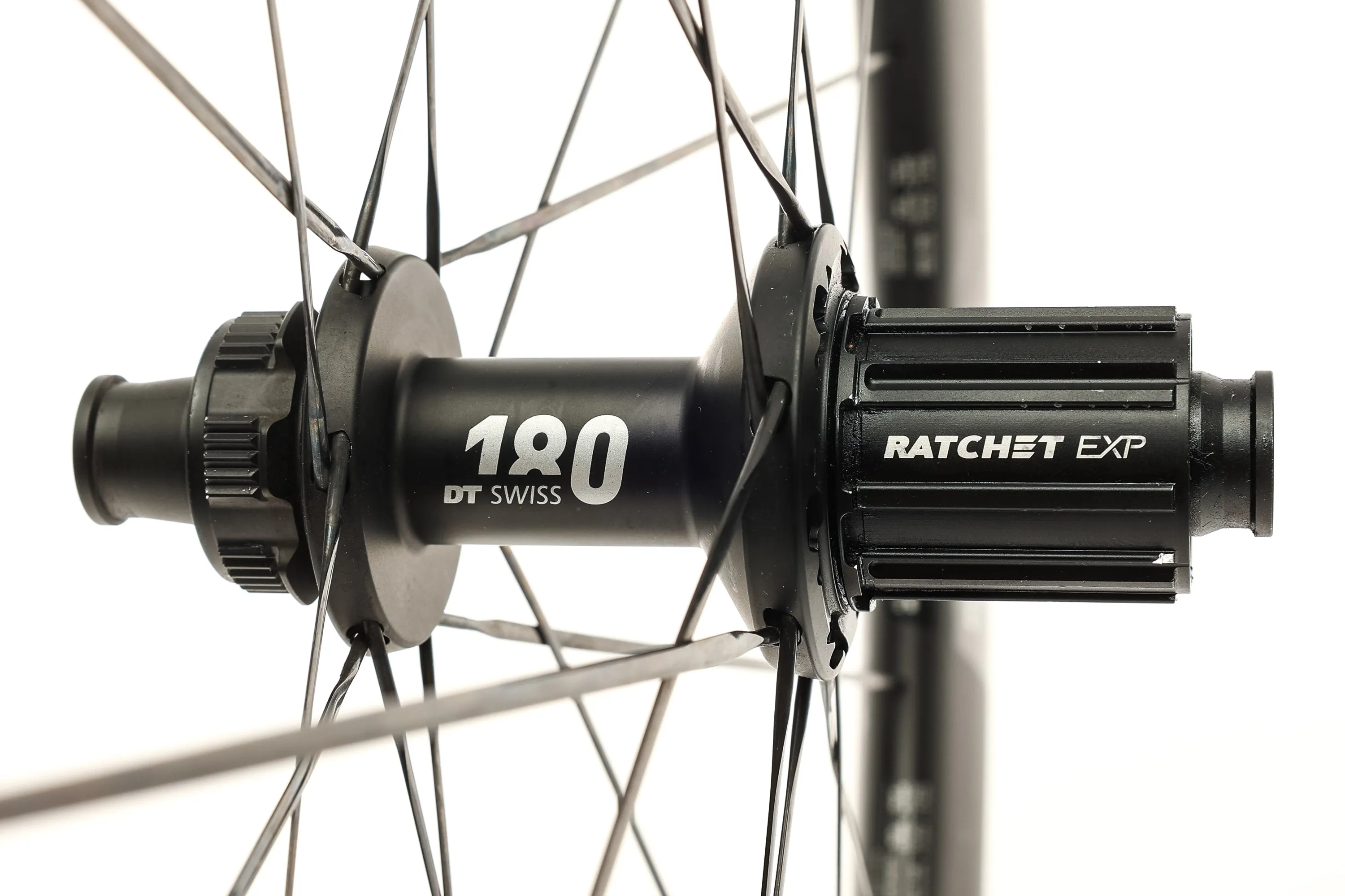 DT Swiss ARC 1100 Dicut 62 Carbon Tubeless 700c Wheelset