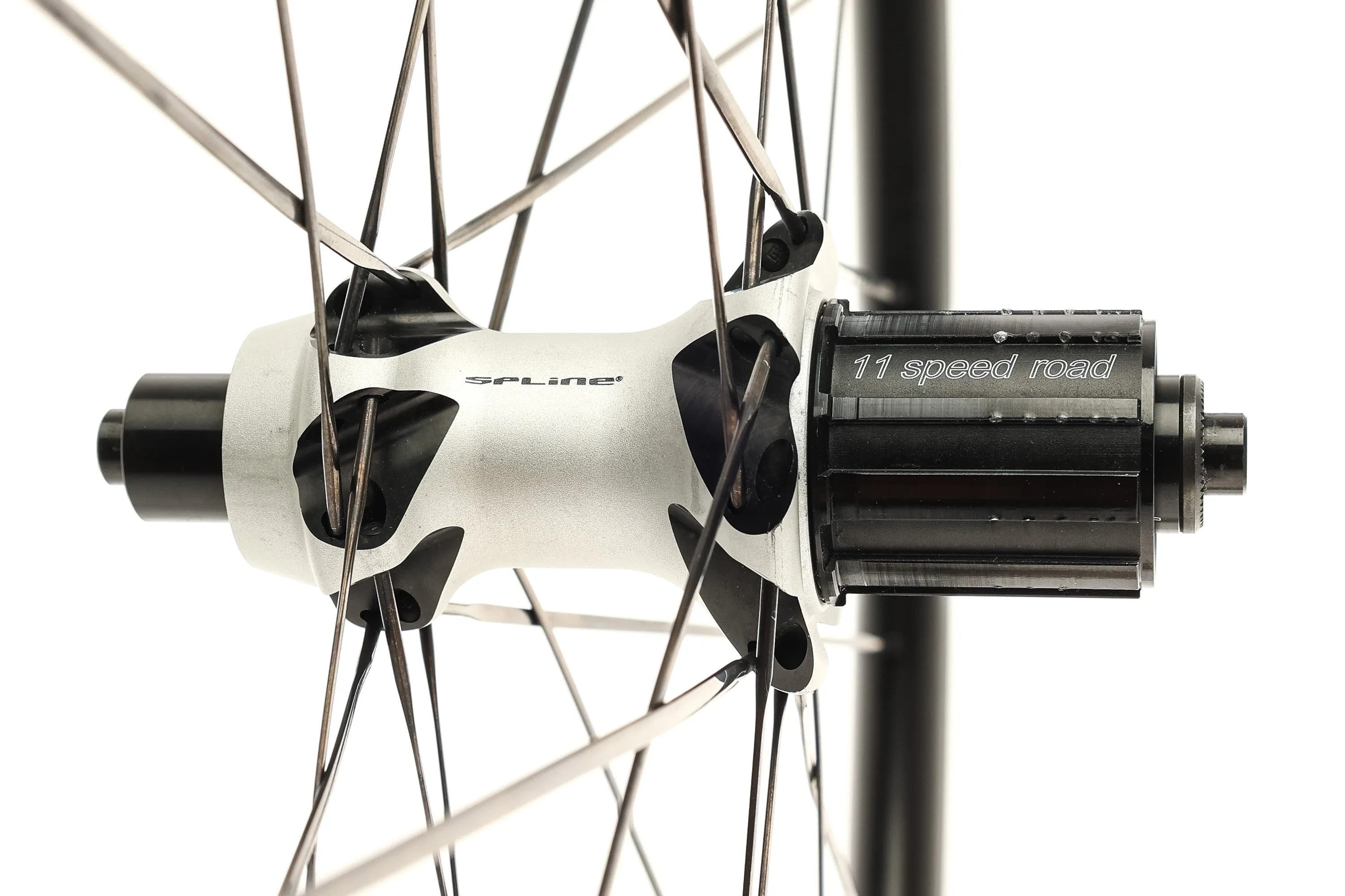 DT Swiss PR 1600 SPLINE Aluminum Tubeless 700c Wheelset