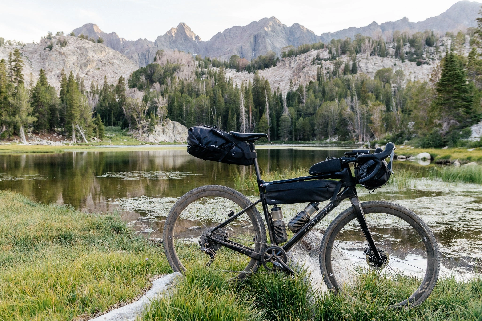 Giant H2Pro Saddle Bag - Large 17L