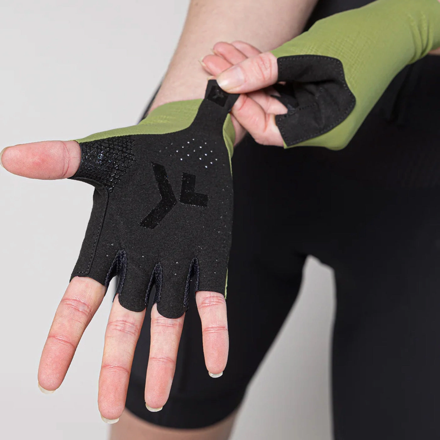 Gobik Mamba 2.0 Gloves - Green