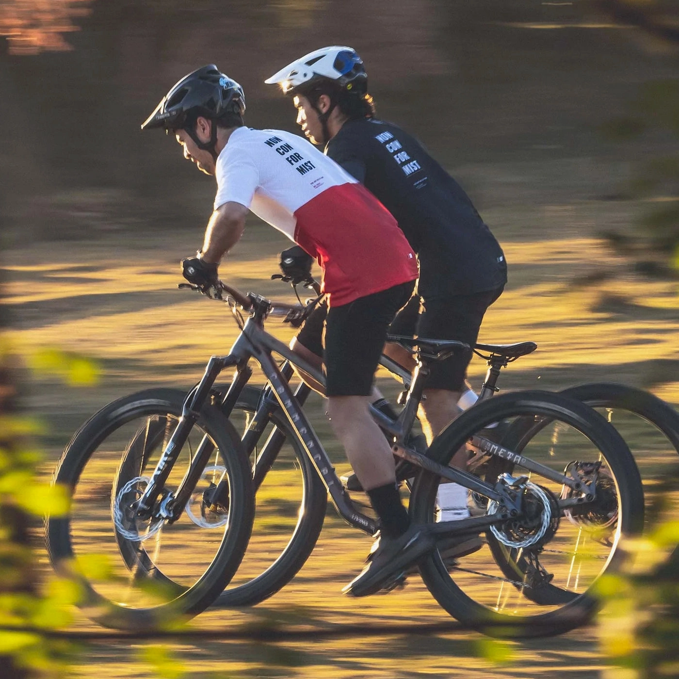 Gobik Terrain Whistler jersey - White red