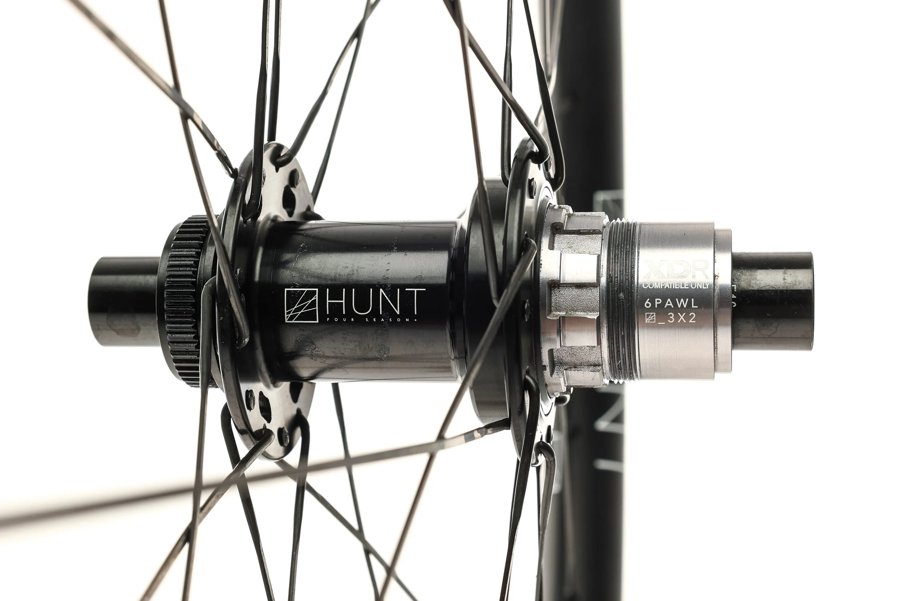 HUNT Adventure Carbon Tubeless 650b Wheelset