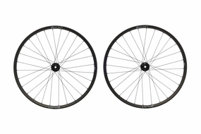HUNT 650B Adventure Carbon Tubeless Wheelset