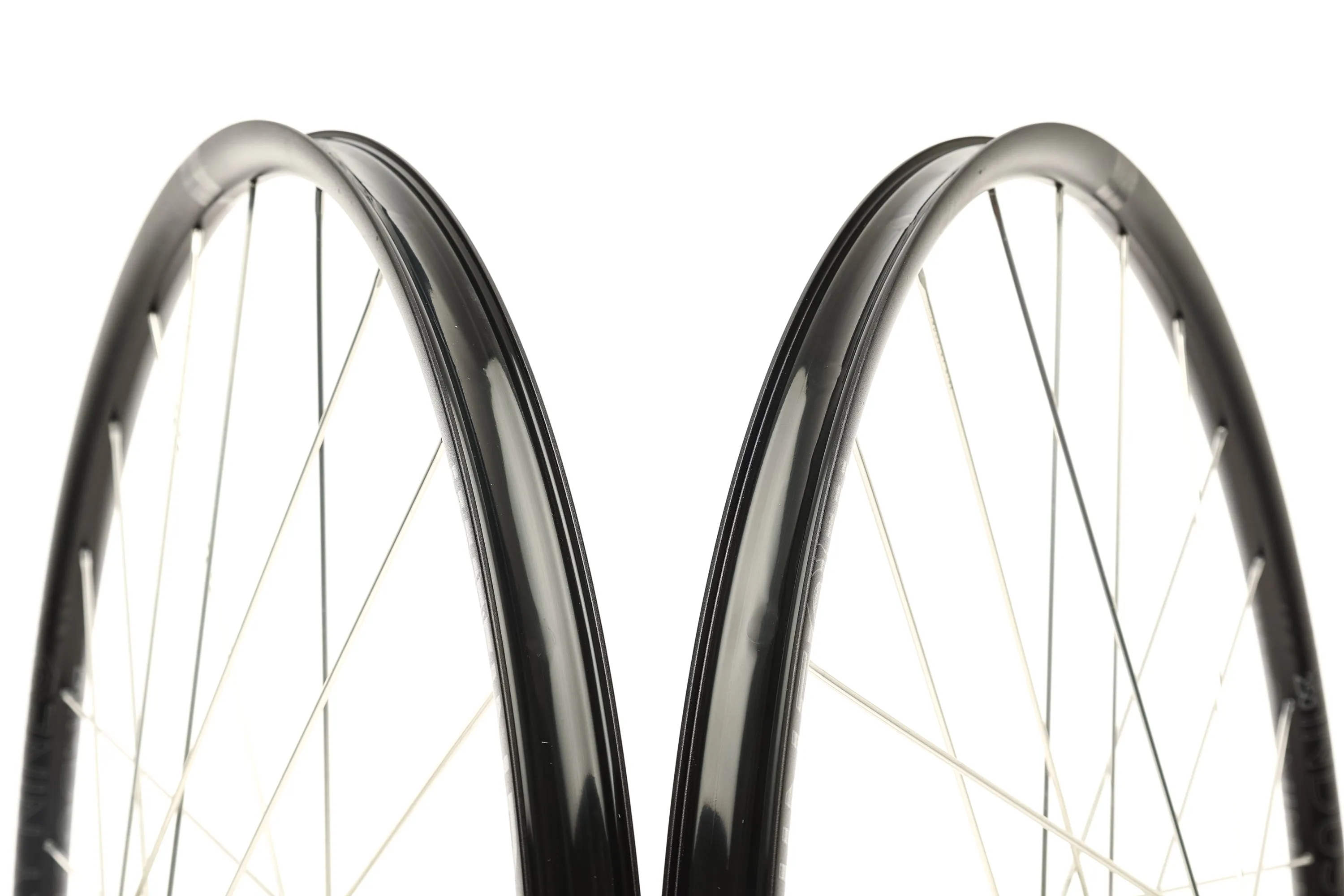 Industry Nine UL250 Alloy Tubeless 29" Wheelset