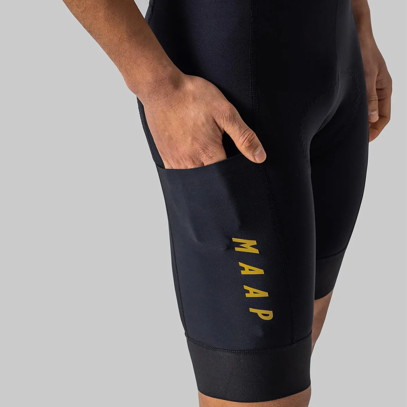 Maap Alt_Road Cargo bib shorts - Black