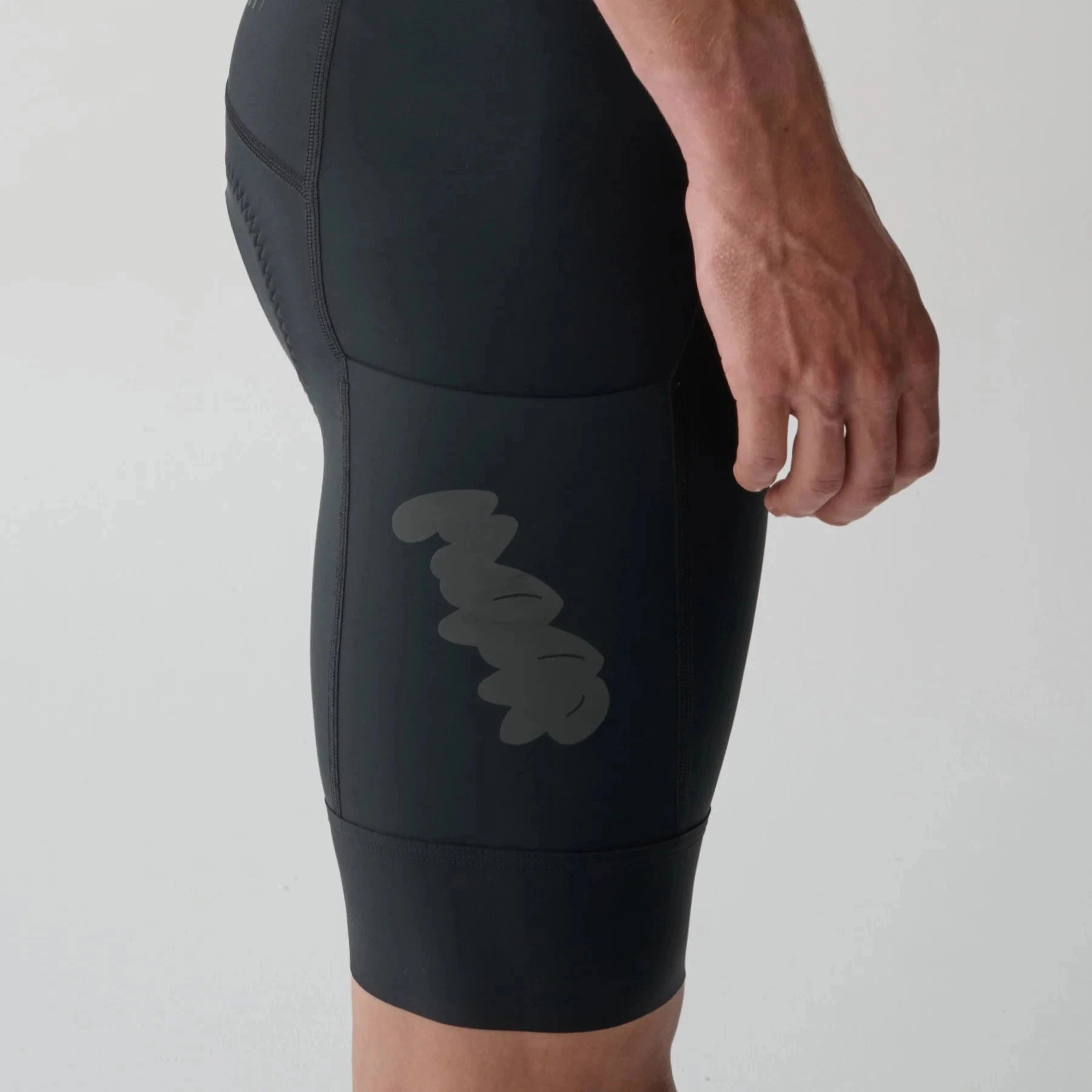 Maap Aerate Team Evo Cargo bibshort - Black