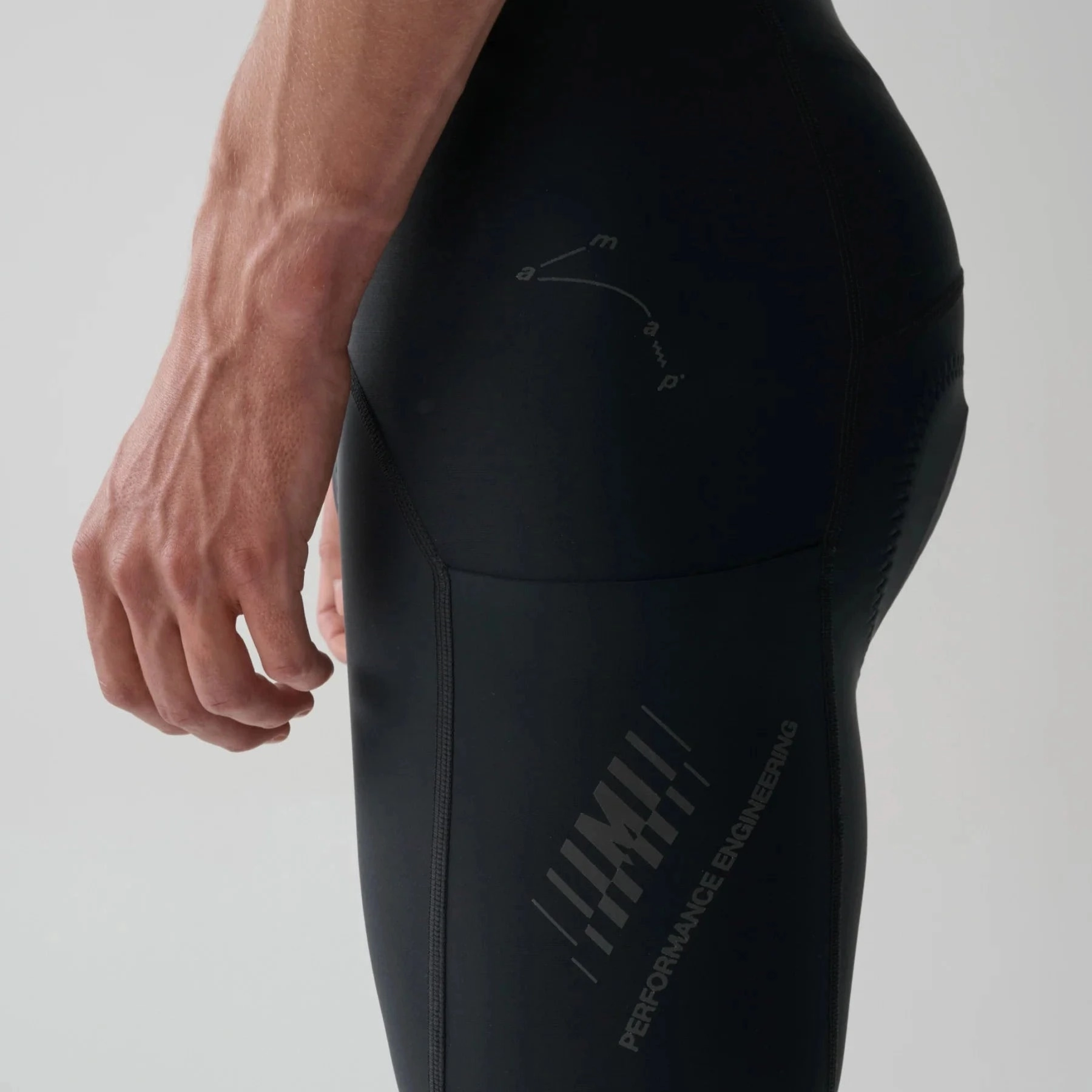 Maap Aerate Team Evo Cargo bibshort - Black