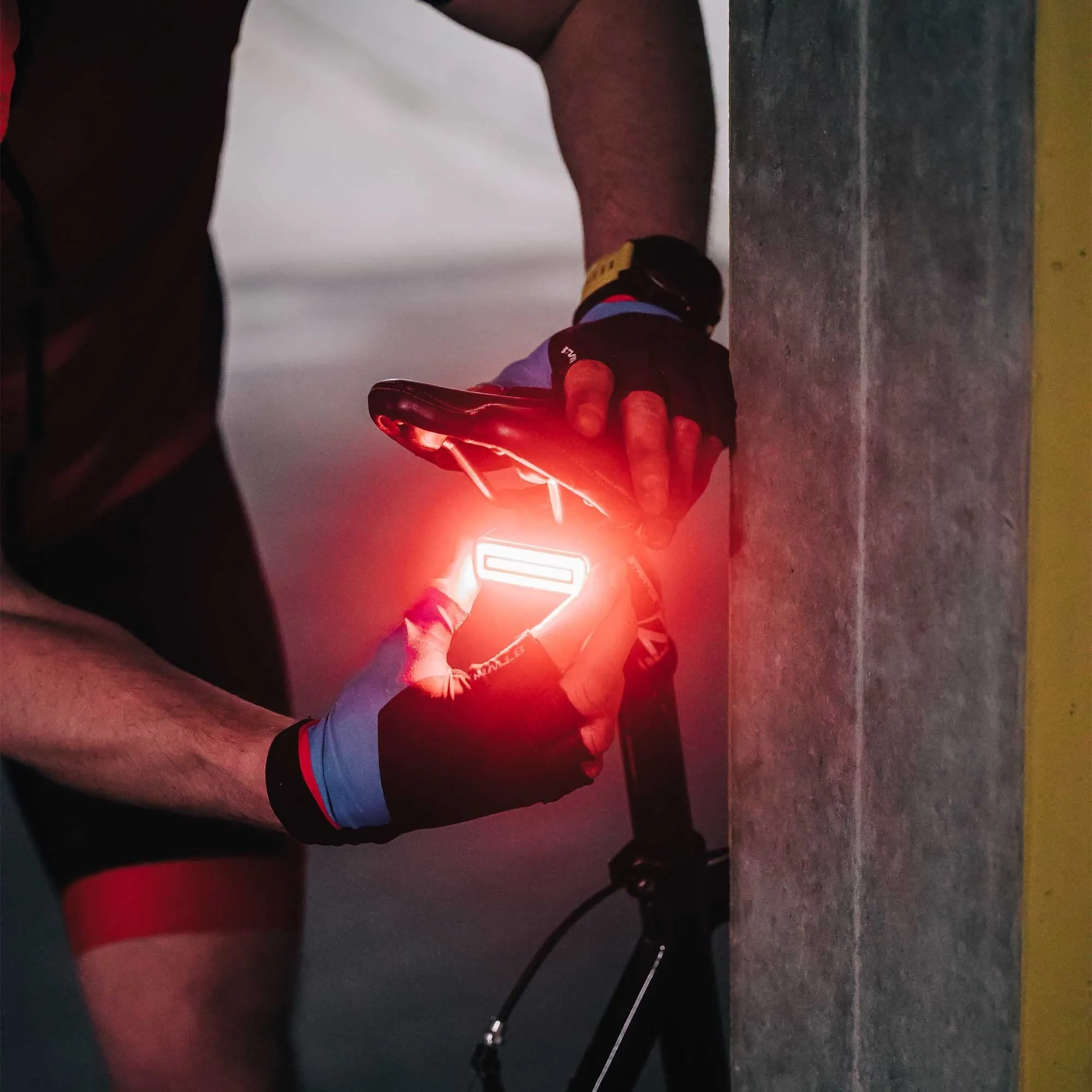 Magicshine Rear Light for Bicycle and Cycling, SEEMEE 100