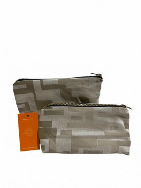 Exclusive Deal Inside Todays Hot Pick Make Up Bags Set In Gold Squares