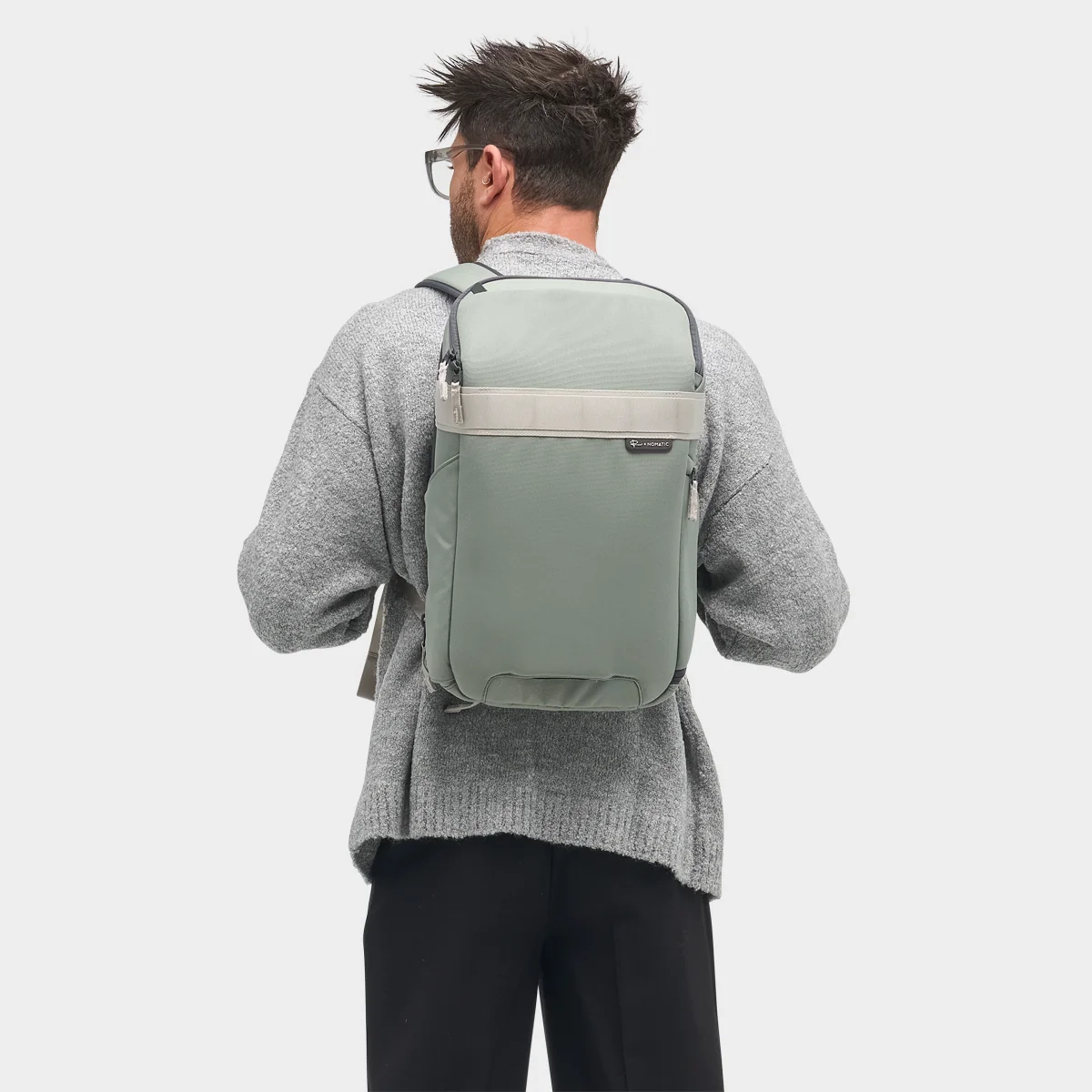 Limited Time Hot Deal Online Exclusive Offer Nomatic Luma Camera Pack 18L