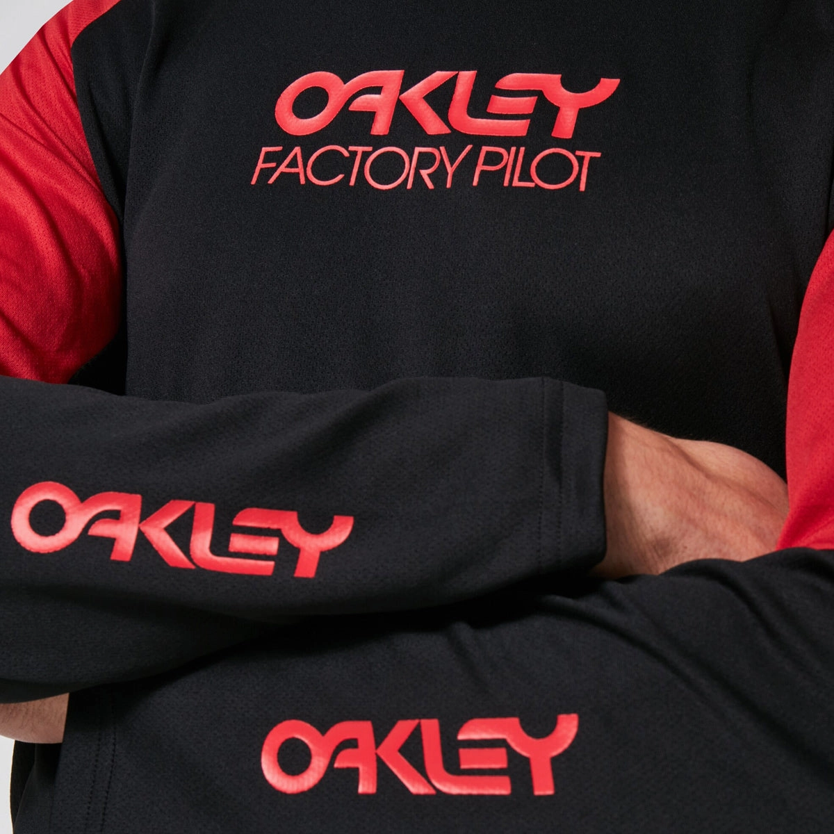 Oakley Switchback Trail long sleeve jersey - Black red