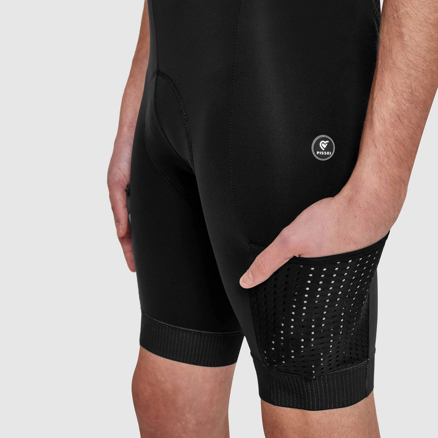 Pissei Cargo bib short - Black
