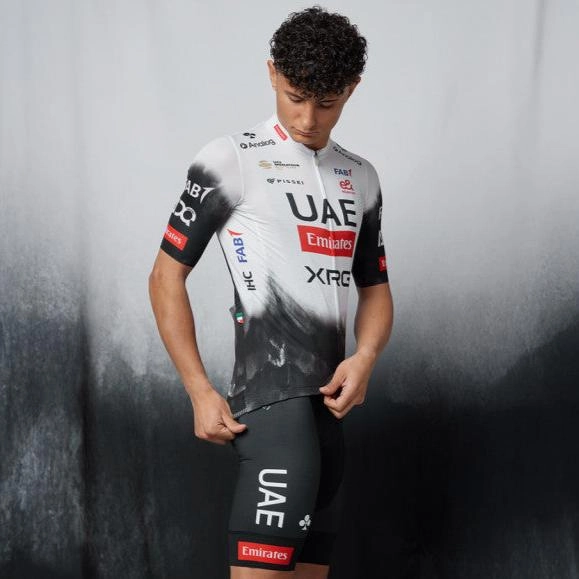 Pissei UAE Team Emirates 2025 jersey 