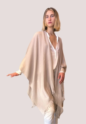 GiftWorthy Sale Poncho - Dune