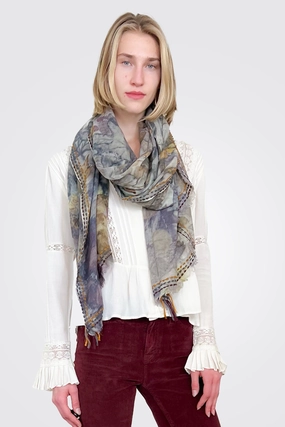 Autumn Scarf Online Exclusive Deal Limited Stock Alert