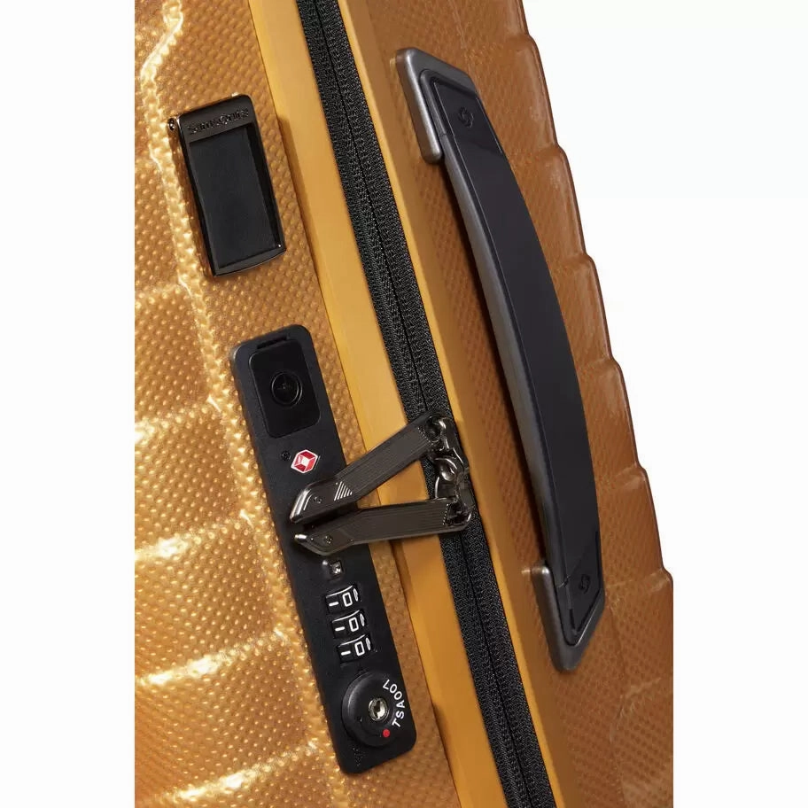 Trendy Picks Today Proxis Carry-On Spinner