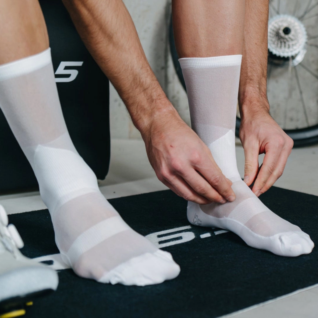 Q36.5 Clima socks - White
