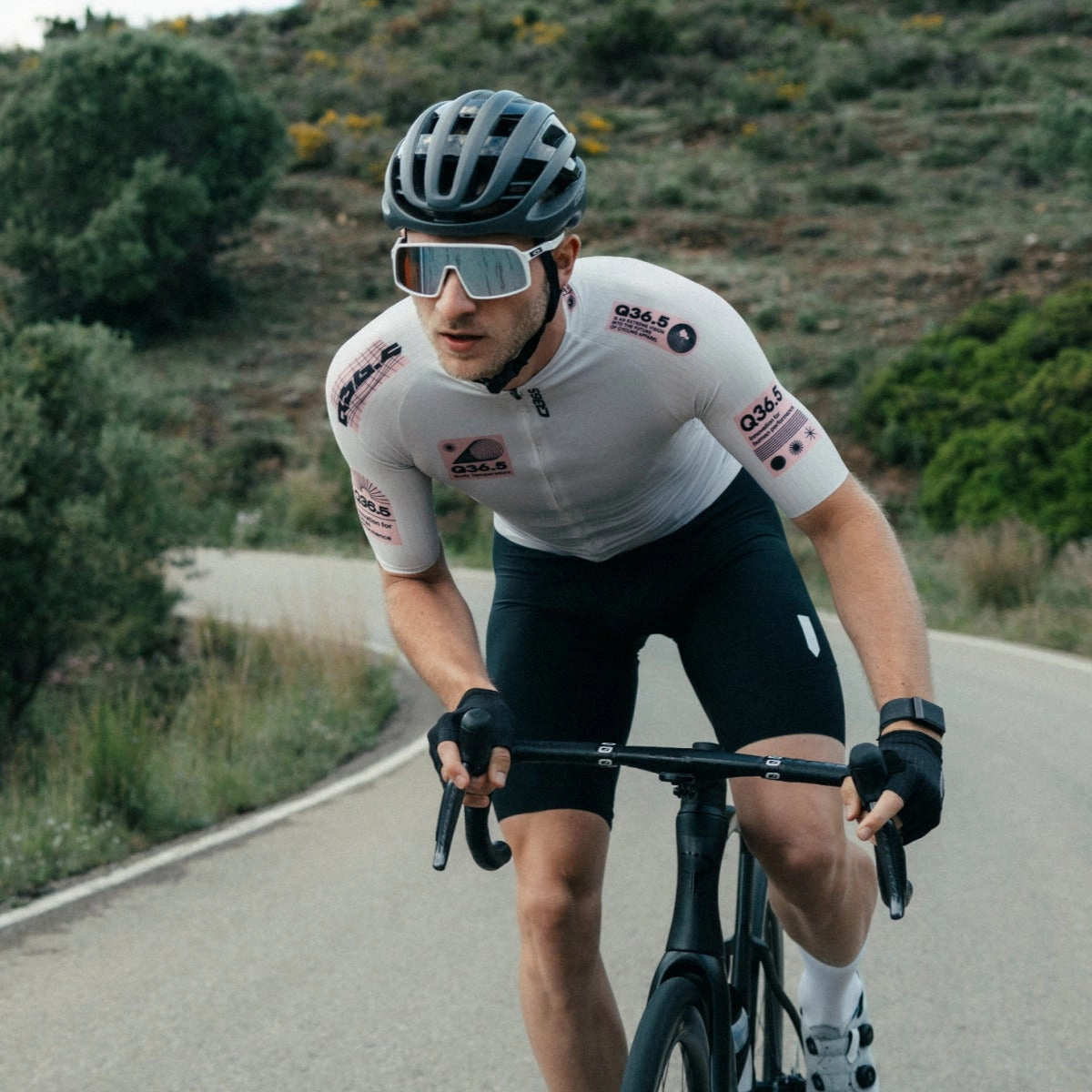 Q36.5 Gregarius Pro jersey - Retrofuture