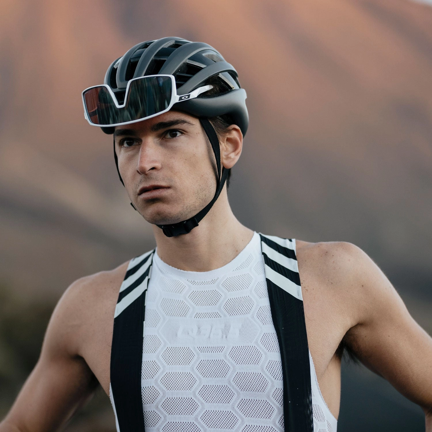 Q36.5 Unique Pro bib shorts - Black