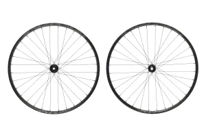 Race Face AR 30 Offset Aluminum Tubeless 29" Wheelset