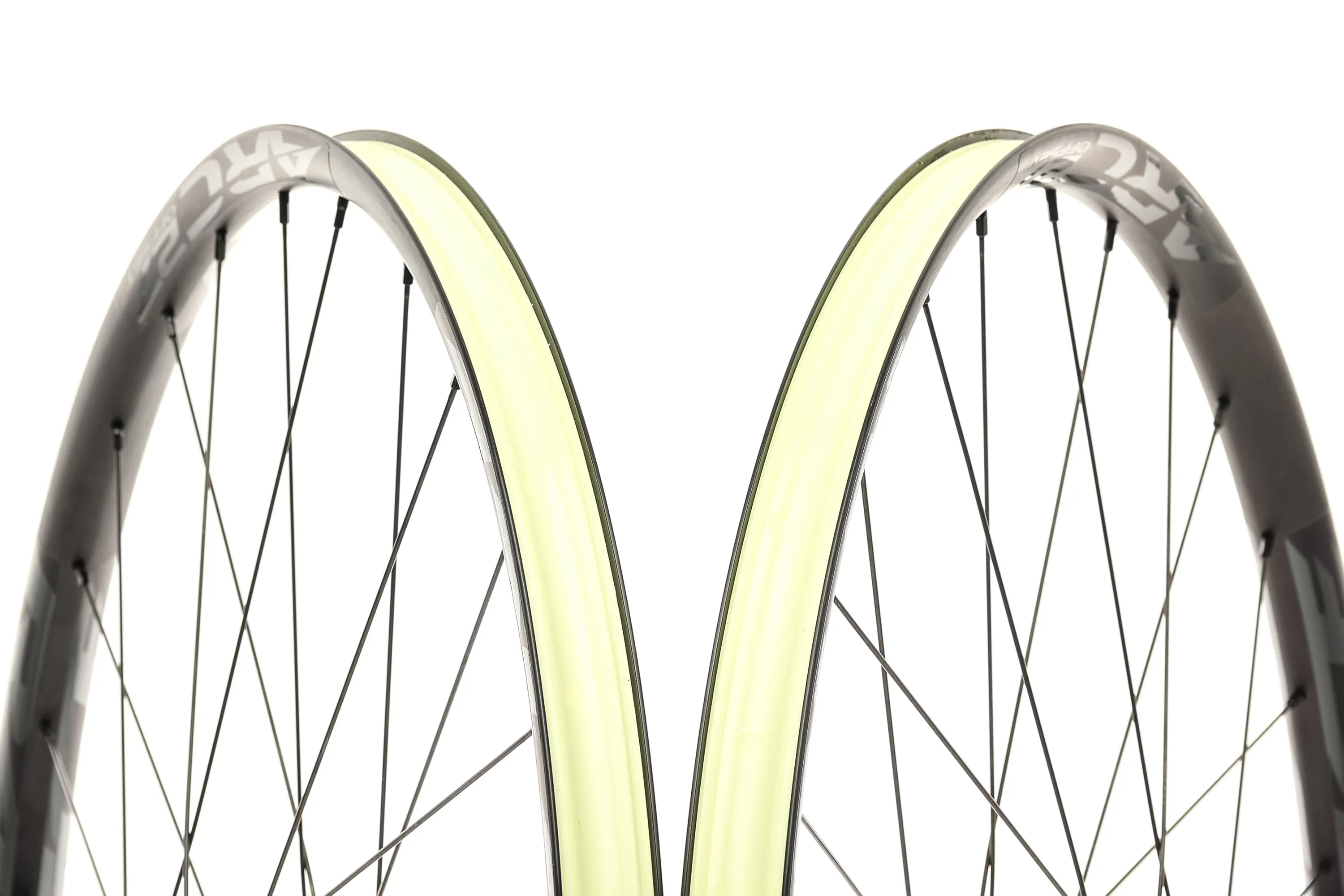 Race Face ARC 27 Offset Aluminum Tubeless 29" Wheelset