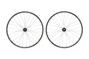 Race Face ARC 27 Offset Aluminum Tubeless 29" Wheelset