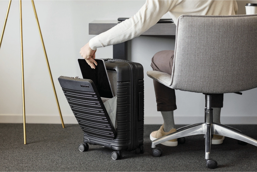 Limited Stock Offer Hot Sale Alert Samsonite Elevation Plus Carry-On Spinner