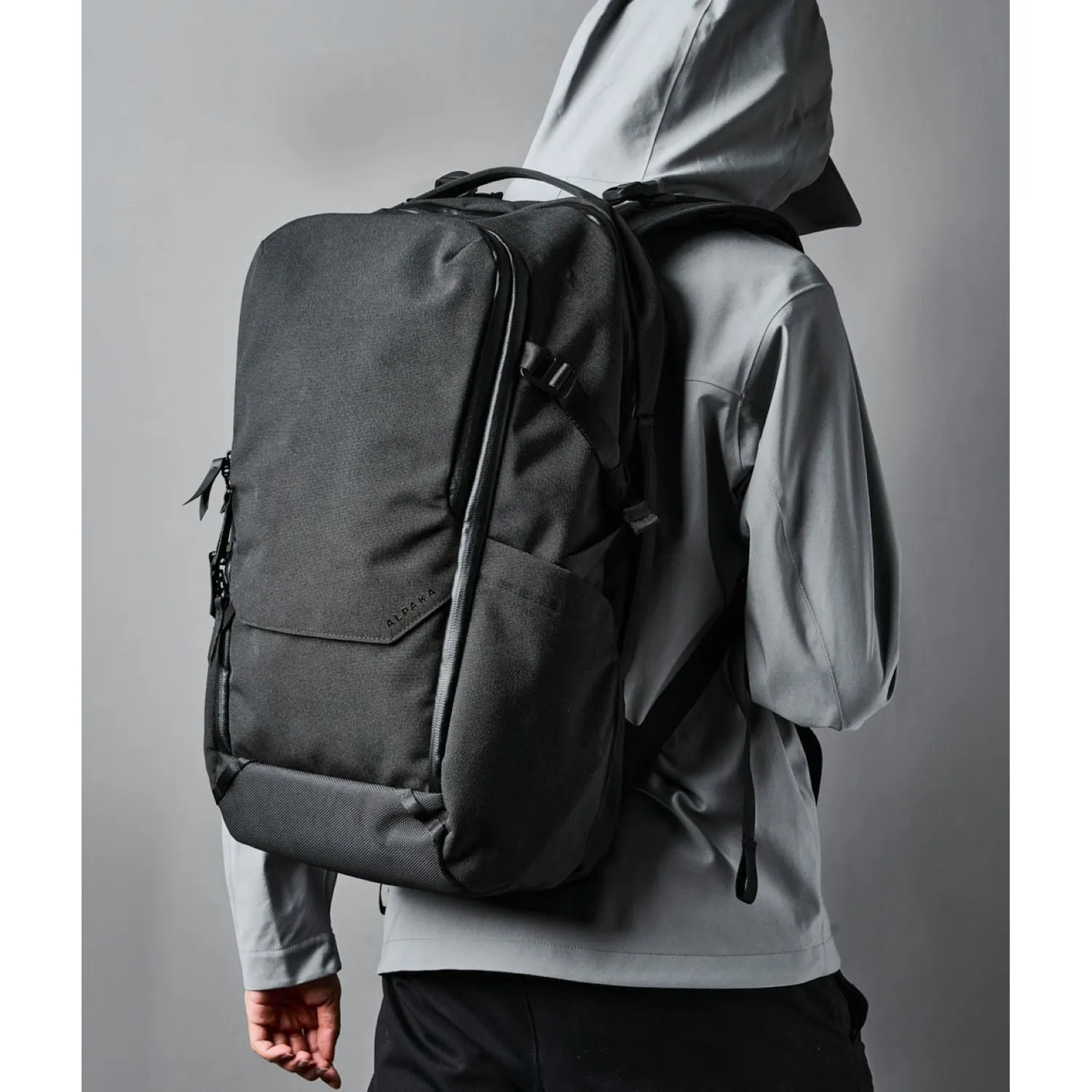 Trending Deals Today Alpaka Elements Travel (35L) Axoflux 600D Backpack   Removable Waist Strap