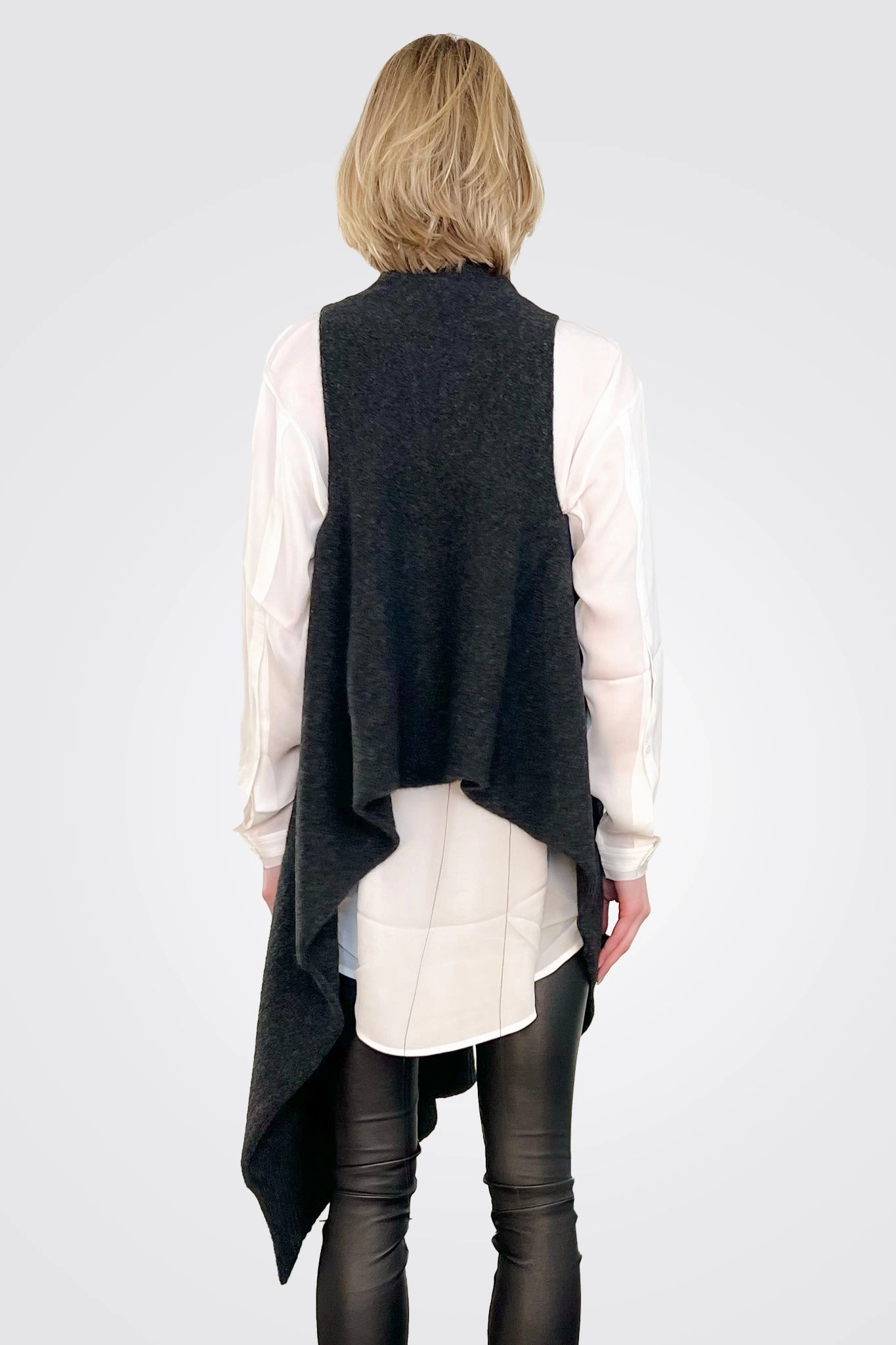 Hot Sale Alert Shawl - Graphite