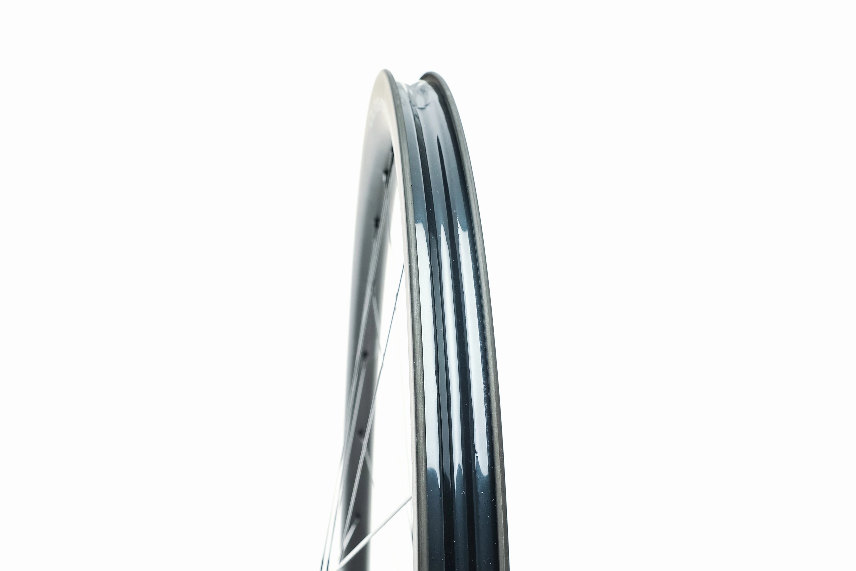 Shimano Dura-Ace WH-R9270-C36-TL Carbon Tubeless Disc 700c Front Wheel