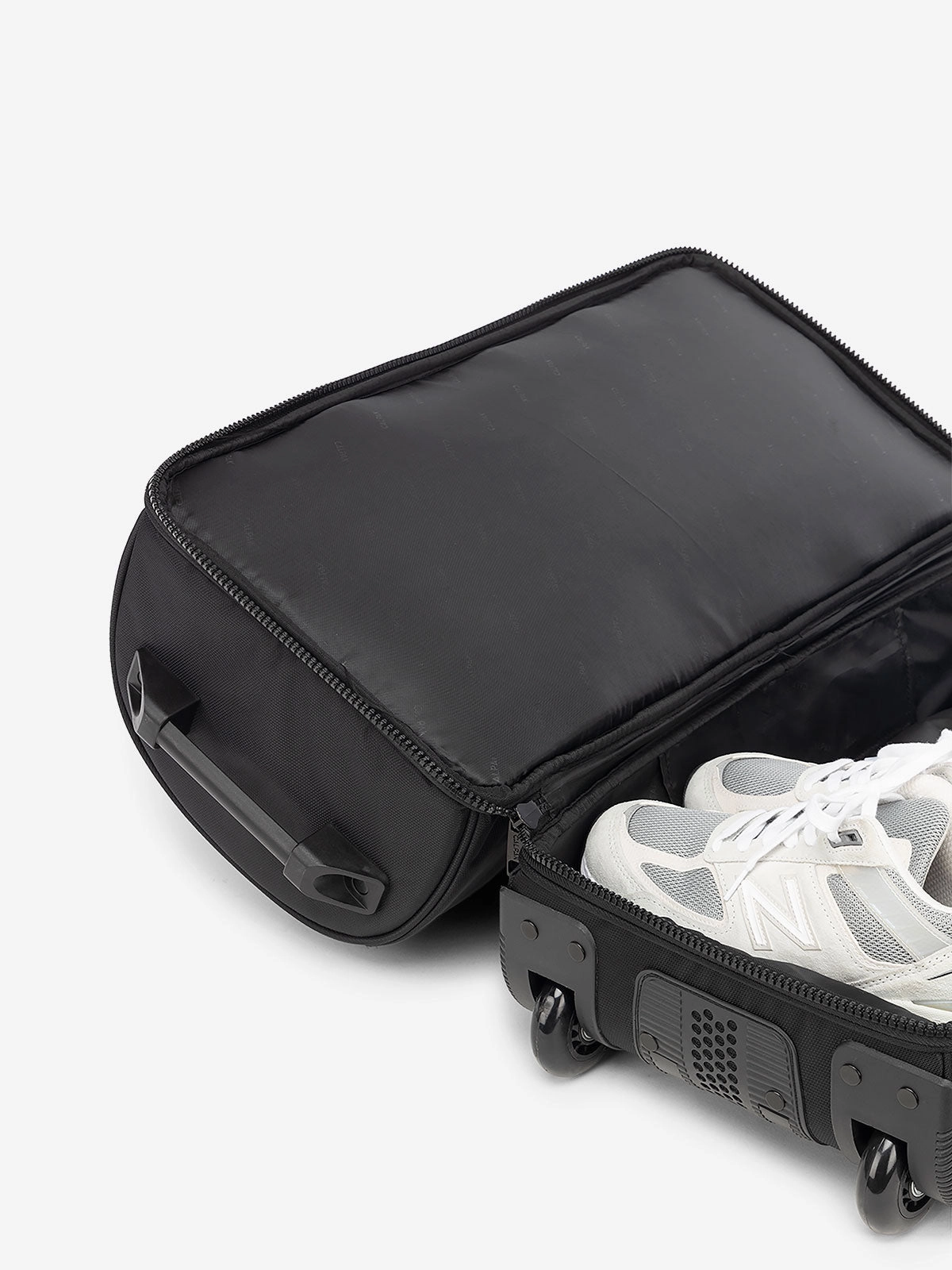 Dont Miss These Savings Best Deal Alert Stevyn Rolling Duffel