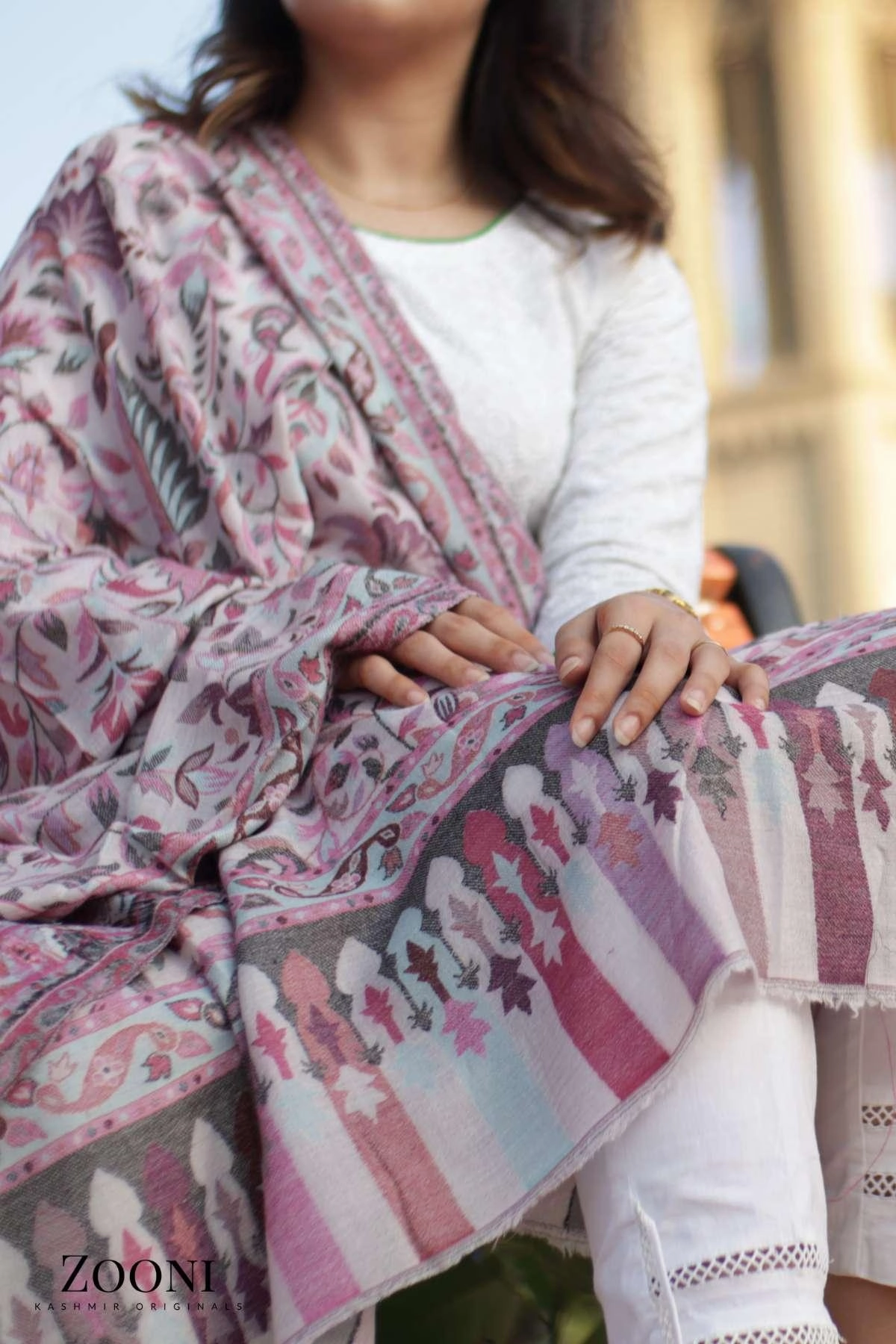 Shop Grab Offer Grab Your Hot Pick Superfine Pure Merino Kaani Jaamawar Shawl - Kashmiri Floral