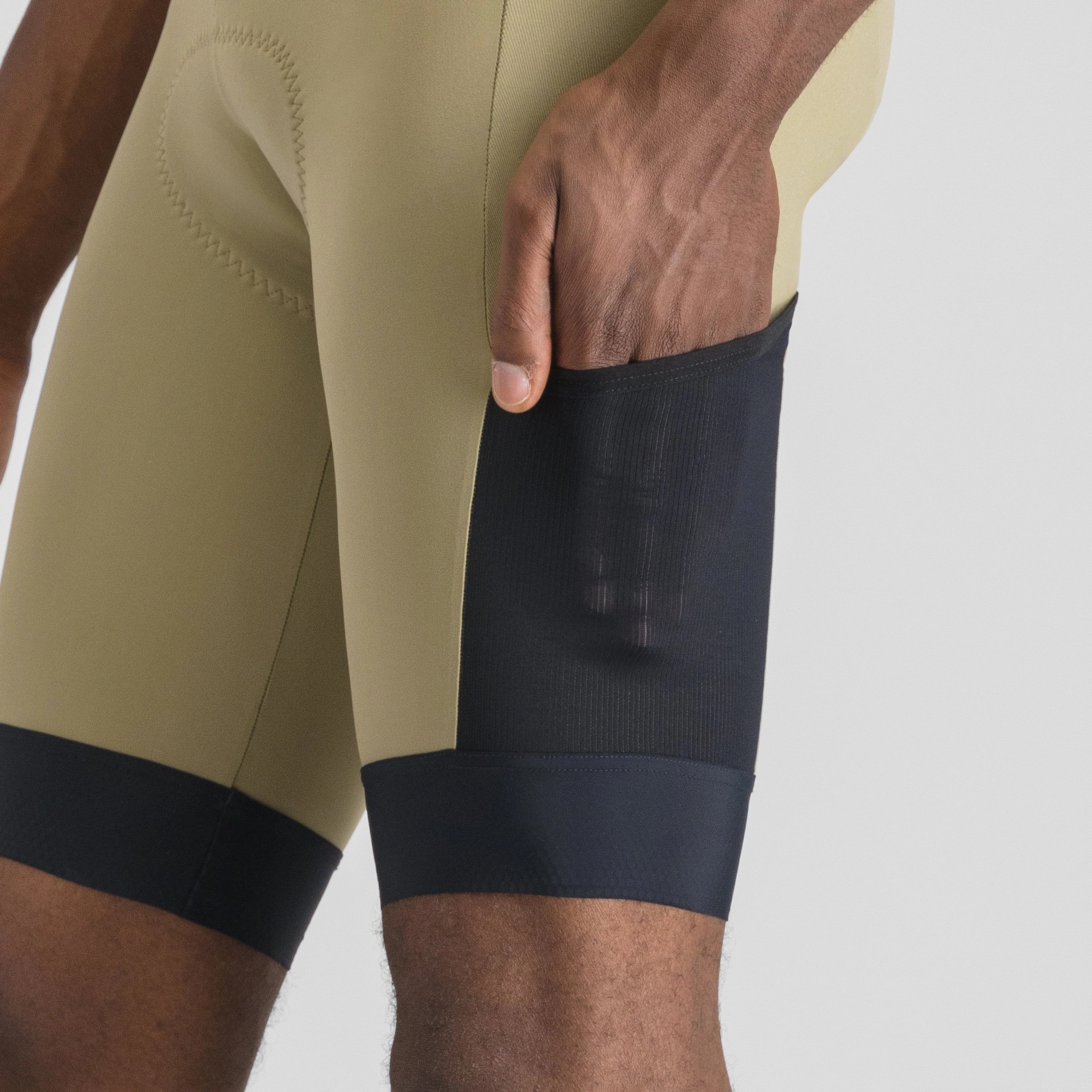 Sportful Supergiara 2 bibshorts - Green