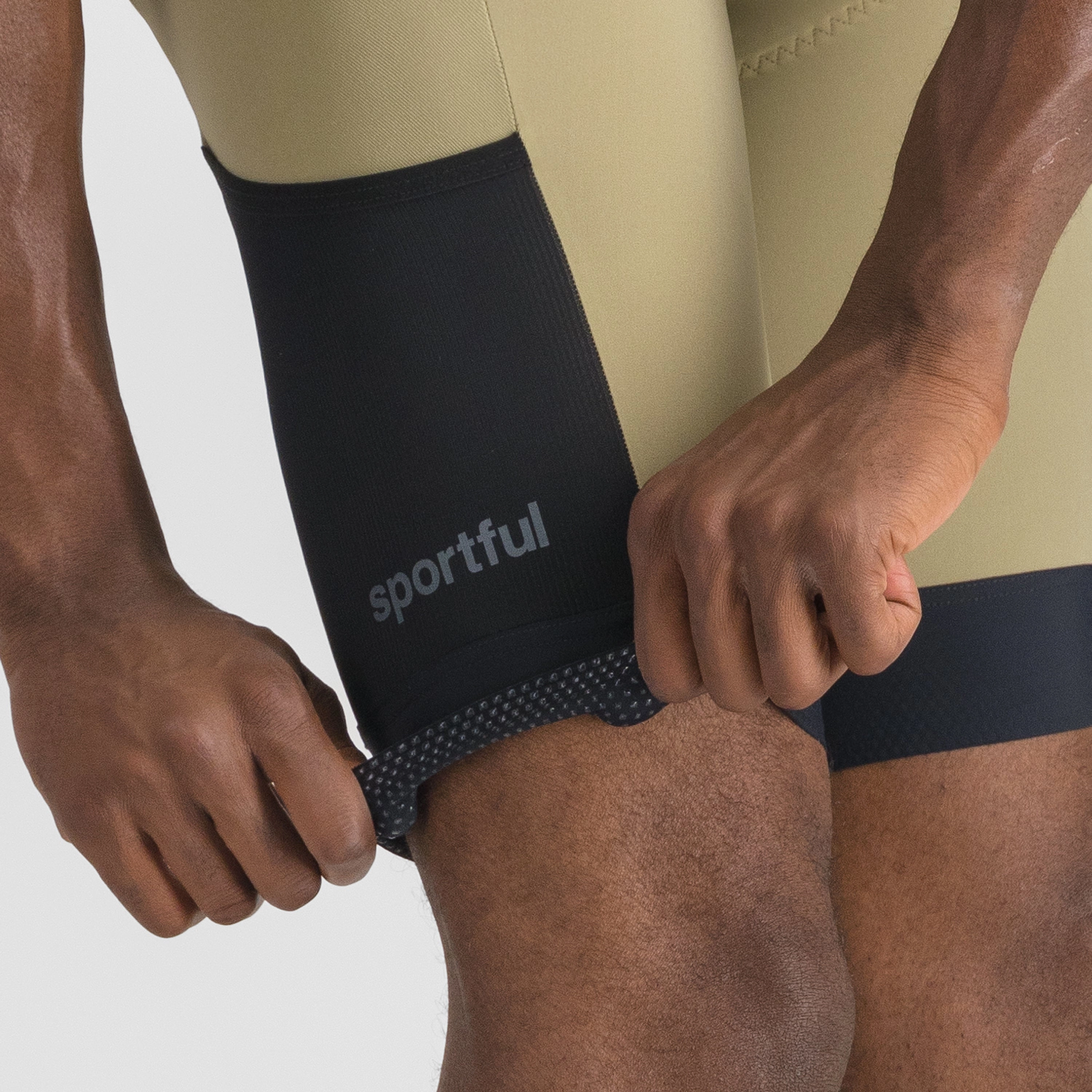 Sportful Supergiara 2 bibshorts - Green