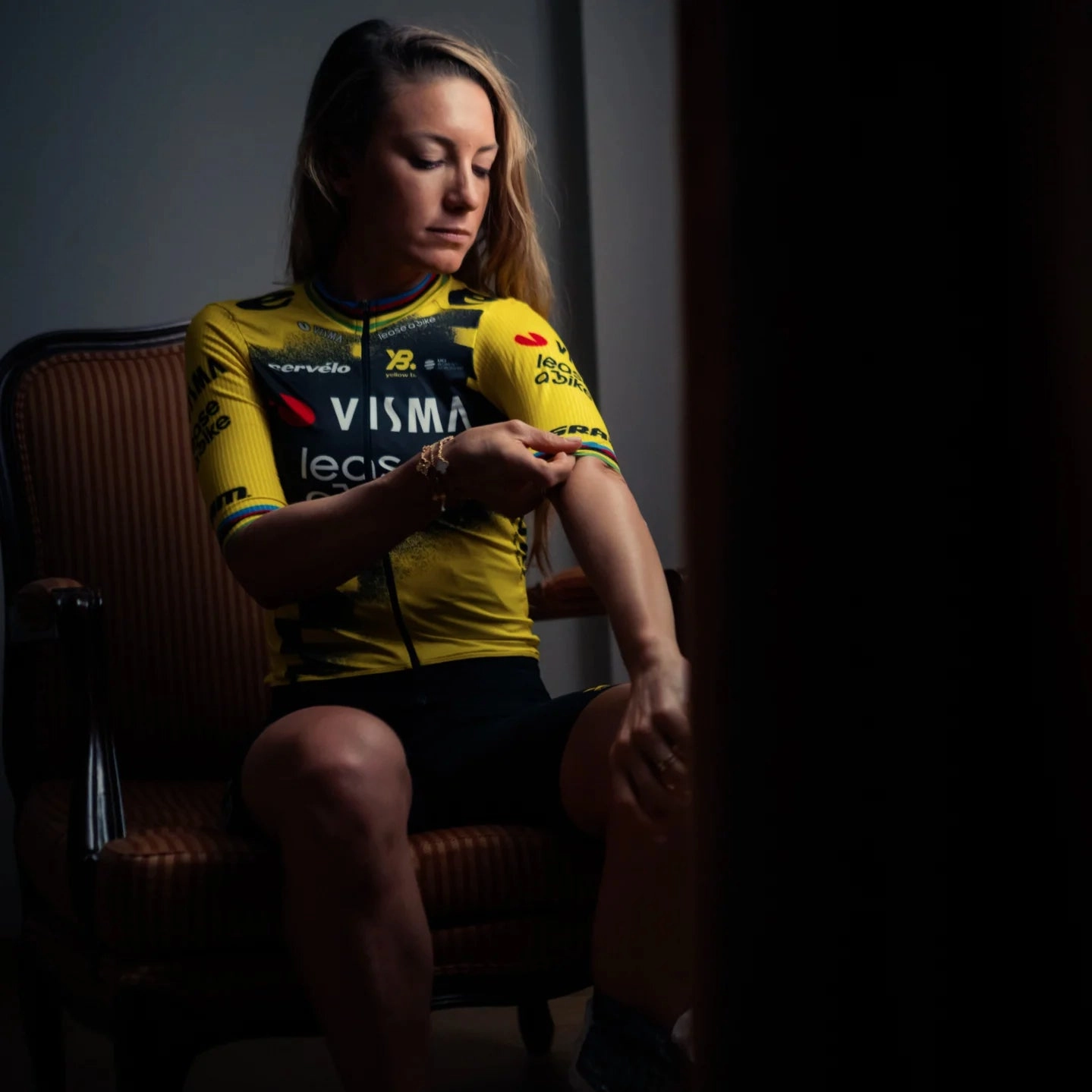 Team Visma Lease a bike 2025 The Wingbeat women jersey 
