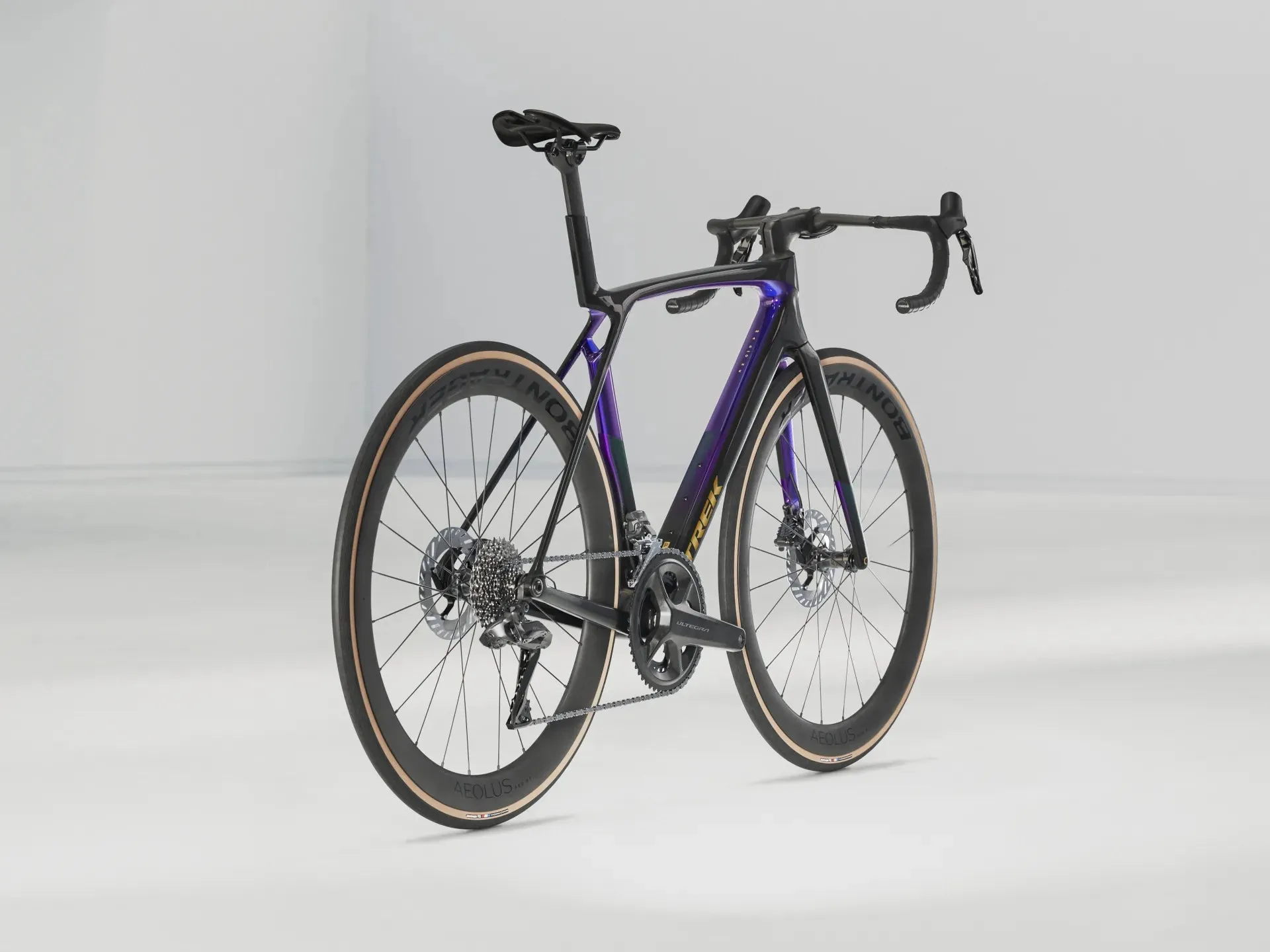Trek Madone SL 7 Gen 8 - Dark Star
