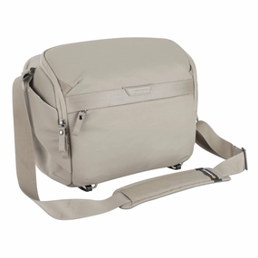 Grab Save Today Veo Metro S9L : 9 Litre Camera Shoulder Bag - Cream