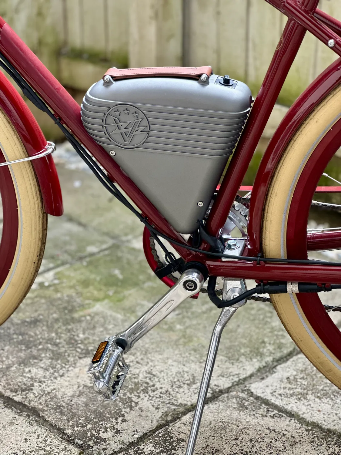 Vintage Electric Cafe 2020
