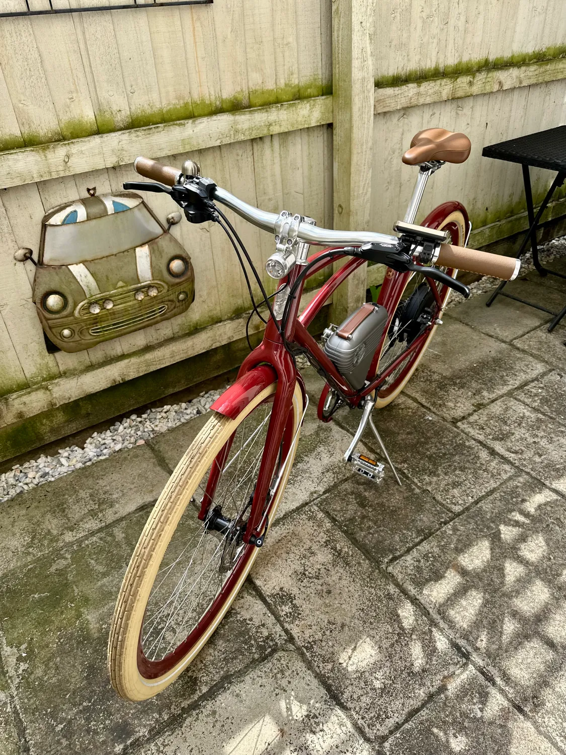 Vintage Electric Cafe 2020