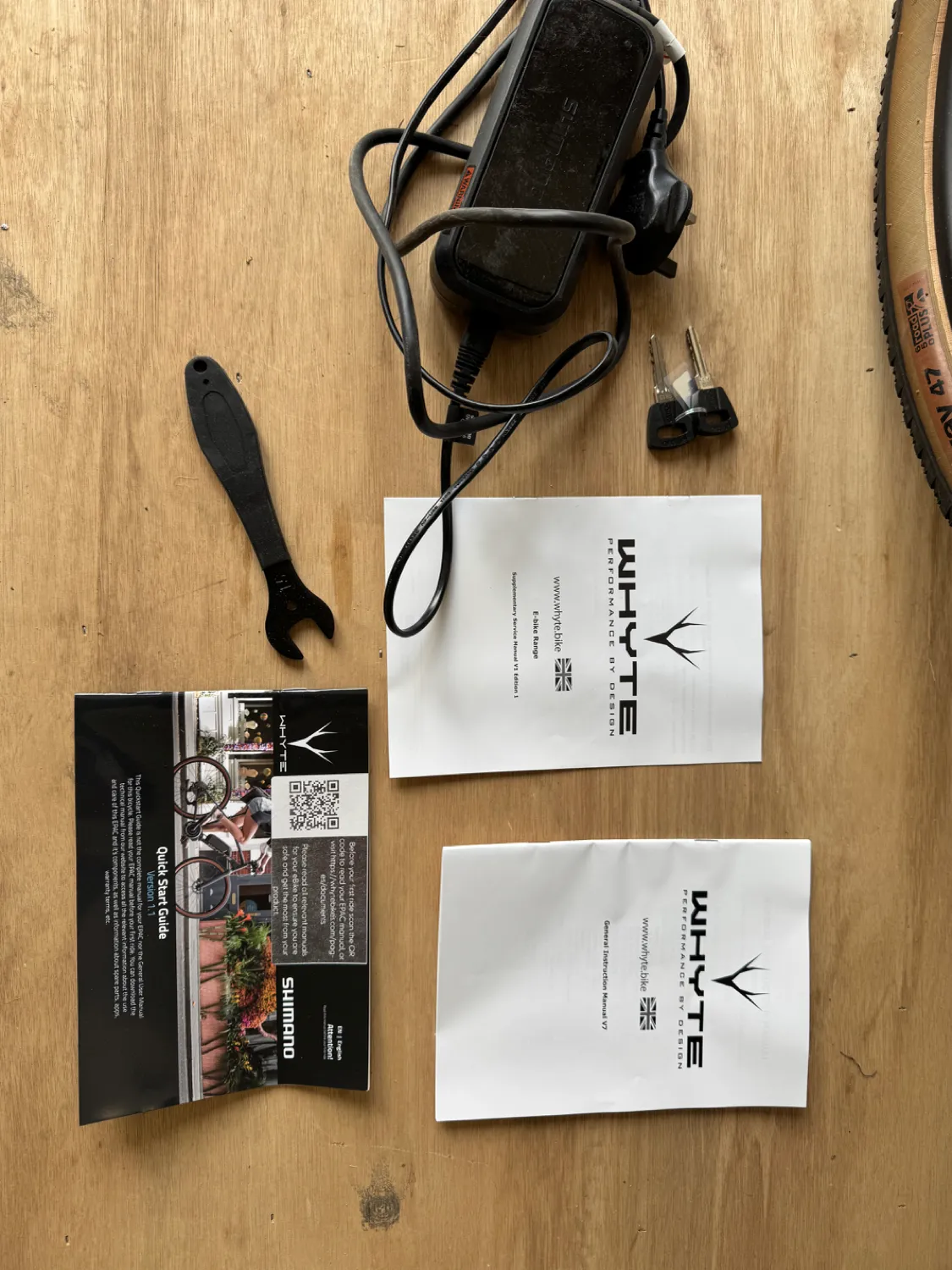 Whyte Highgate Compact Electric Commuter Bike 2022